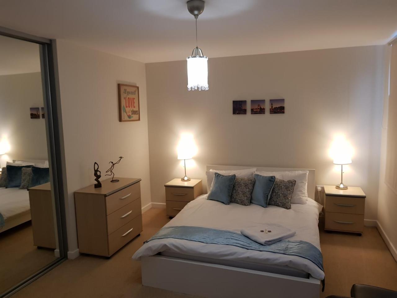 Royal Crossharbour Apartment لندن المظهر الخارجي الصورة