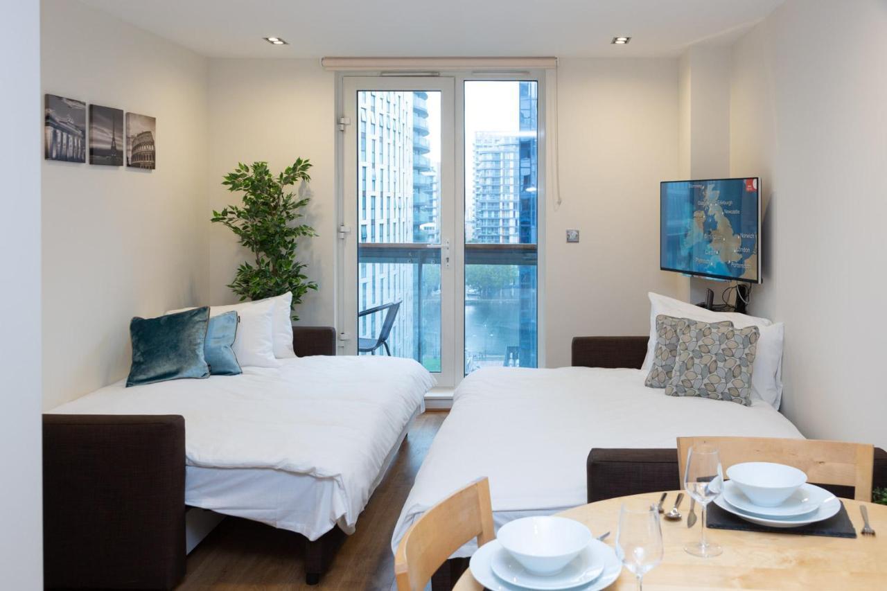 Royal Crossharbour Apartment لندن المظهر الخارجي الصورة