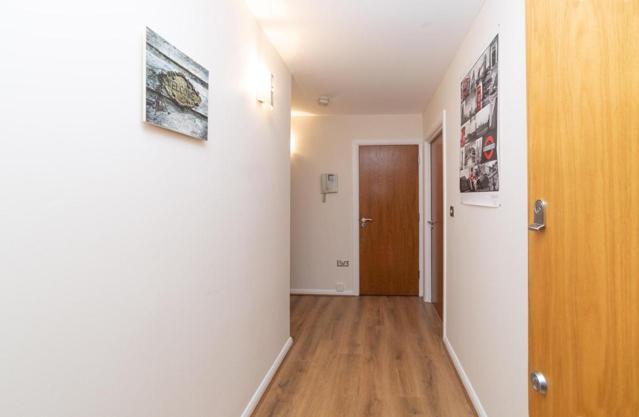 Royal Crossharbour Apartment لندن المظهر الخارجي الصورة