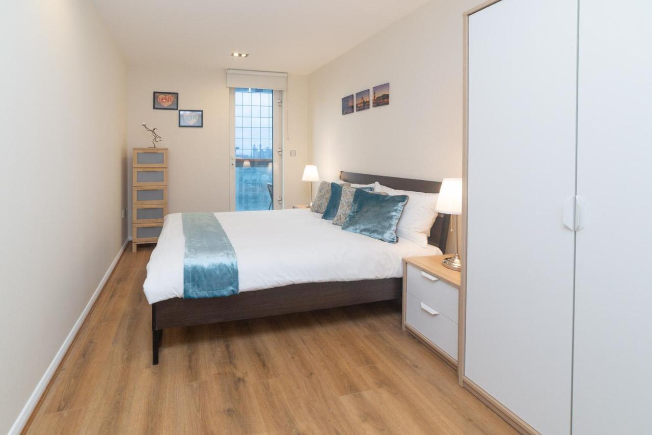 Royal Crossharbour Apartment لندن المظهر الخارجي الصورة