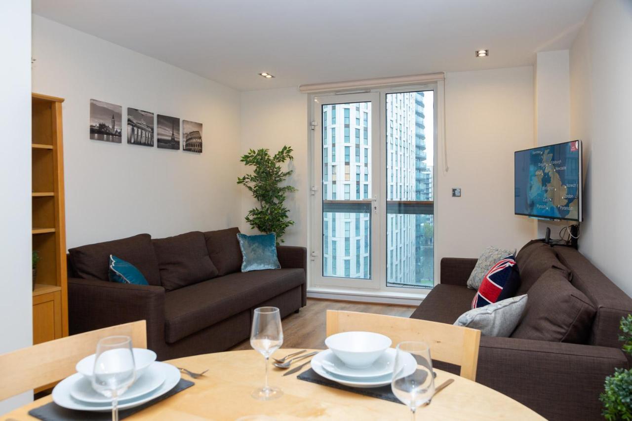 Royal Crossharbour Apartment لندن المظهر الخارجي الصورة